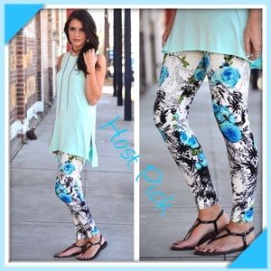 Floral Print Blue/Black/White Leggings